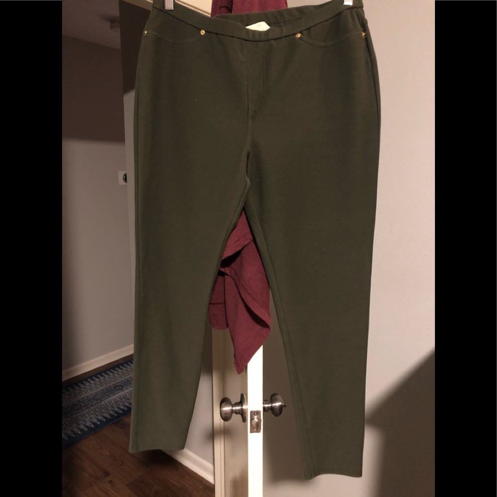 Olive leggings